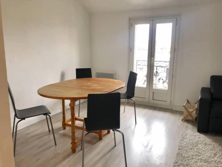 Appartement Simple Sur Argenteuil, Proche Paris Екстериор снимка